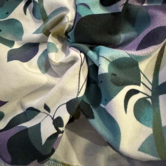 Sz 1x floral harem shorts with pockets super soft! - Picture 4 of 4